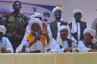 ناظر قبائل الهدندوة يحسم الجدل ويؤكد أولوية وحدة الصف في شرق السودان فوق الخلافات القبلية.