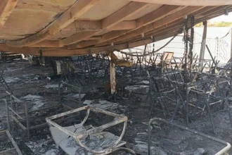 حريق يلتهم عوامة لؤلؤة النيل السياحية في الخرطوم