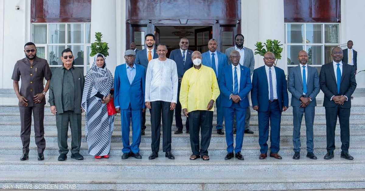 دقلو يصدر قرارات هامة بشأن تأسيس جيش وطني جديد ومجلس للأمن والدفاع