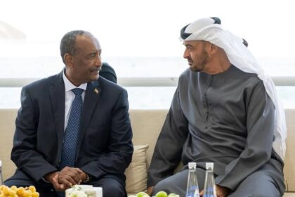 الحرب تفرغ أرفف معرض الكتاب من مراجع الشعر السوداني والنقد.