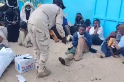 موريتانيا تضبط زورق مهاجرين بـ191 شخصا قبالة العاصمة في عملية إنقاذ جماعي