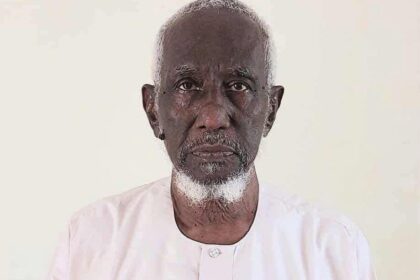علي عثمان يخوض وساطة شخصية لتهدئة خلافات المؤتمر الوطني الداخلية.