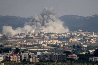 إيران توقف محادثاتها مع واشنطن لوقف إطلاق النار بسبب جرائم إسرائيل في لبنان