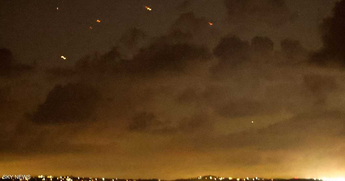 إسرائيل ترد بقصف أهداف إيرانية بعد هجوم بالصواريخ نحوها
