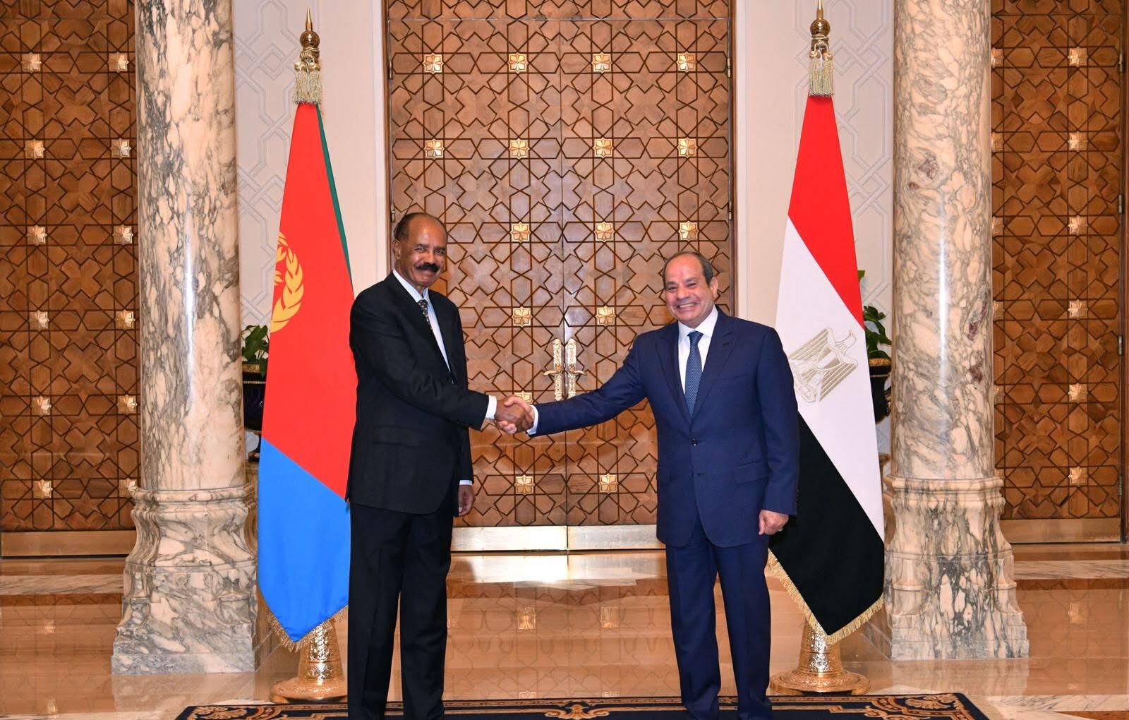 الرئيسان المصري والإريتري يبحثان مستجدات السودان والتطورات الإقليمية وسبل تعزيز التعاون المشترك