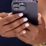 أبل تطلق اختبارات المساعد المطورة سيري للمعماريين وتؤجل الإطلاق التجريبي.