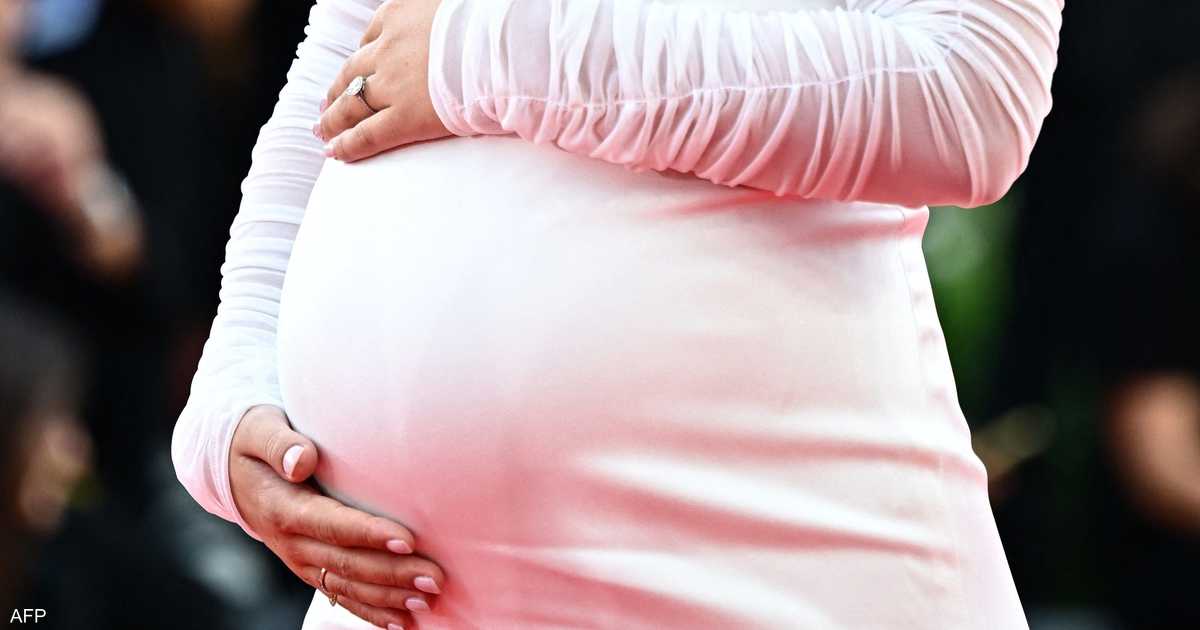 الجلوس الطويل خلال الحمل يزيد مخاطر المضاعفات لدى السيدات الحوامل