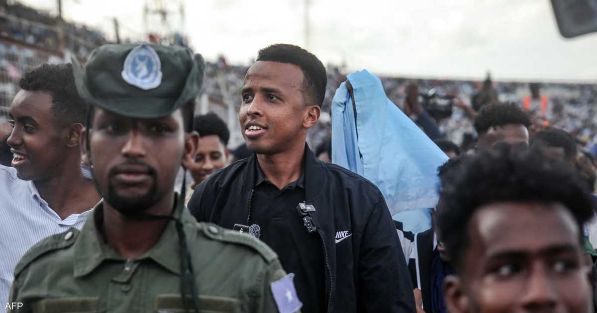 اليويفا يختار حكم صومالي لإدارة السوبر الأوروبي 2026