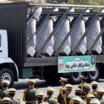 القاضية الفيدرالية تسمح بالإفراج عن مهدي صادقي بكفالة مقابل الإقامة الجبرية والمراقبة الإلكترونية.
