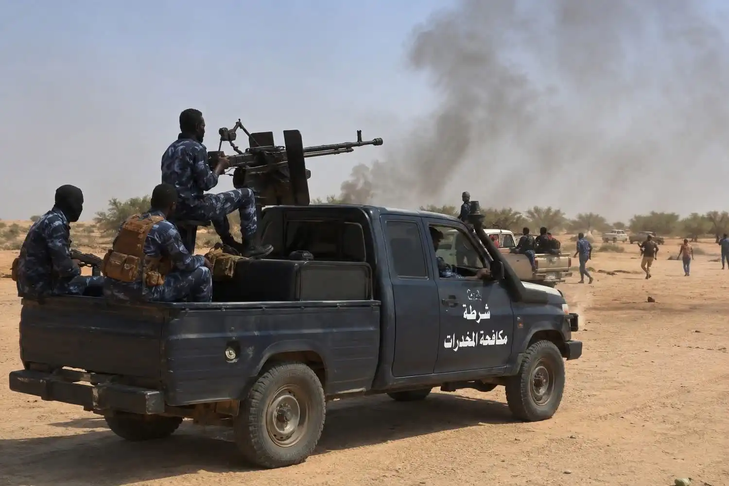 اشتباكات في بورتسودان بين قوات الأمن وحركة مسلحة بعد إصابة شرطي وسحب مواطن مصاب.