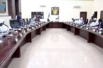 الحكومة السودانية تقرر استيراد المشتقات البترولية لضبط السوق والتحكم في سعر الصرف.