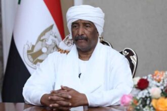 تتجه قوى سياسية لتقديم البرهان مرشحاً لرئاسة السودان لخمس سنوات.