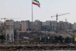 انفجارات سيريك مرتبطة بإطلاق طلقات تحذيرية في مضيق هرمز