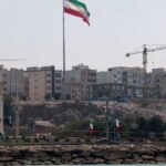 انفجارات سيريك مرتبطة بإطلاق طلقات تحذيرية في مضيق هرمز