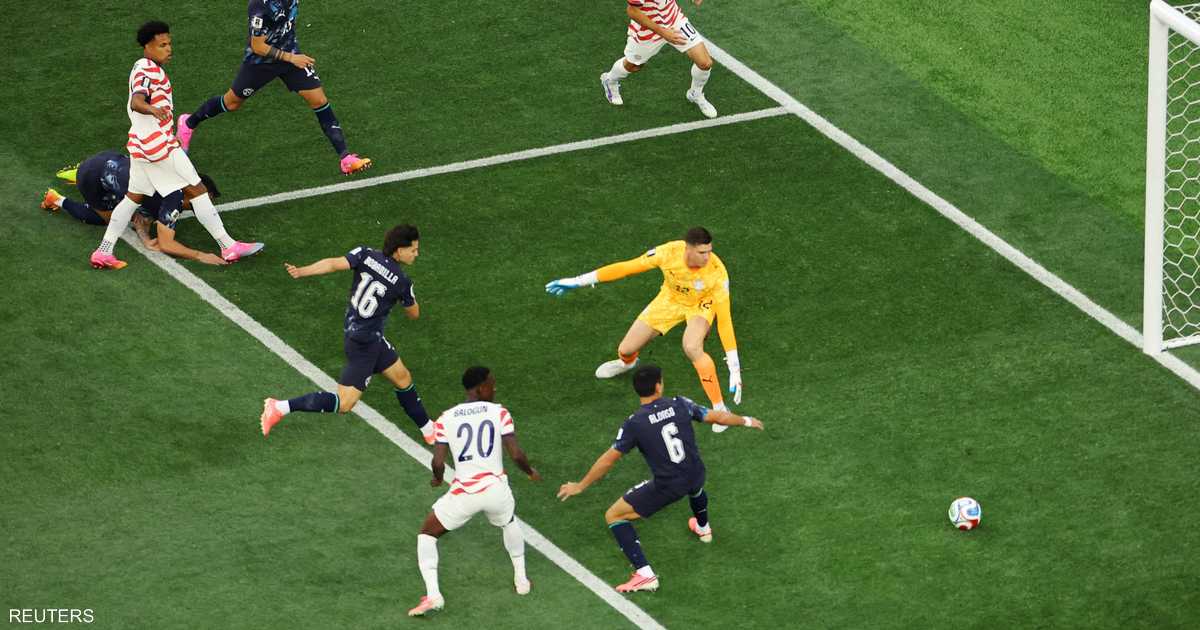 هدف باراغواي بالخطأ في مرماه يمنح الولايات المتحدة开门红