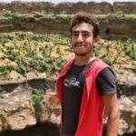 فريق الغوص والإنقاذ المائي يصل موقع الحادث لانتشال جثة القعقاع في الحرضة البركانية