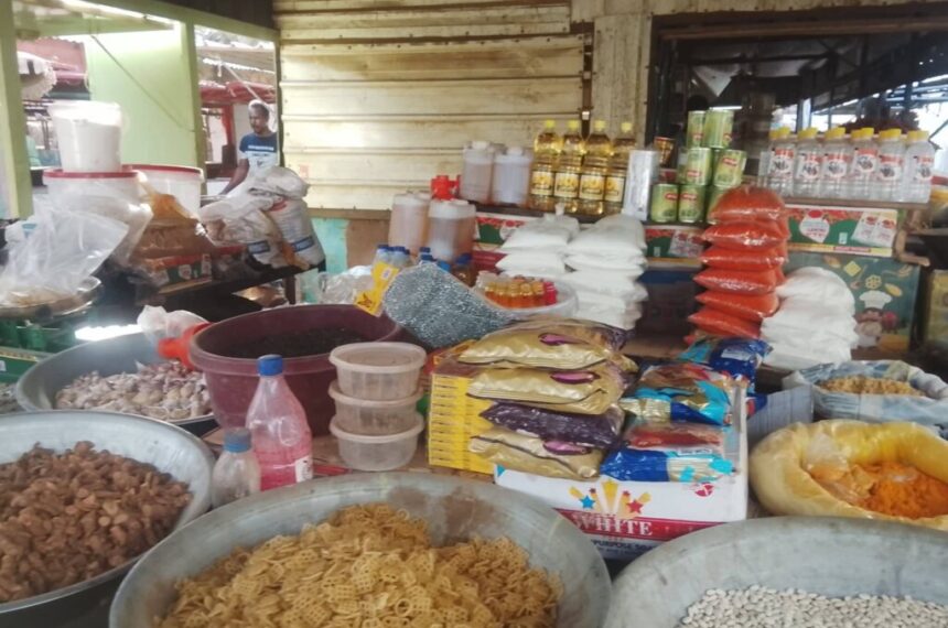 انخفاض أسعار السلع ووفرة الوقود بعد قرارات مجلس الوزراء السوداني.