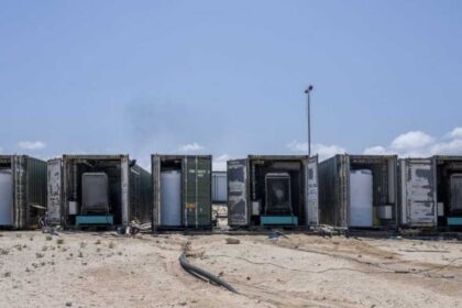 محطات إماراتية لتحلية مياه غزة تضخ مليوني جالون يومياً للمستفيدين الفلسطينيين