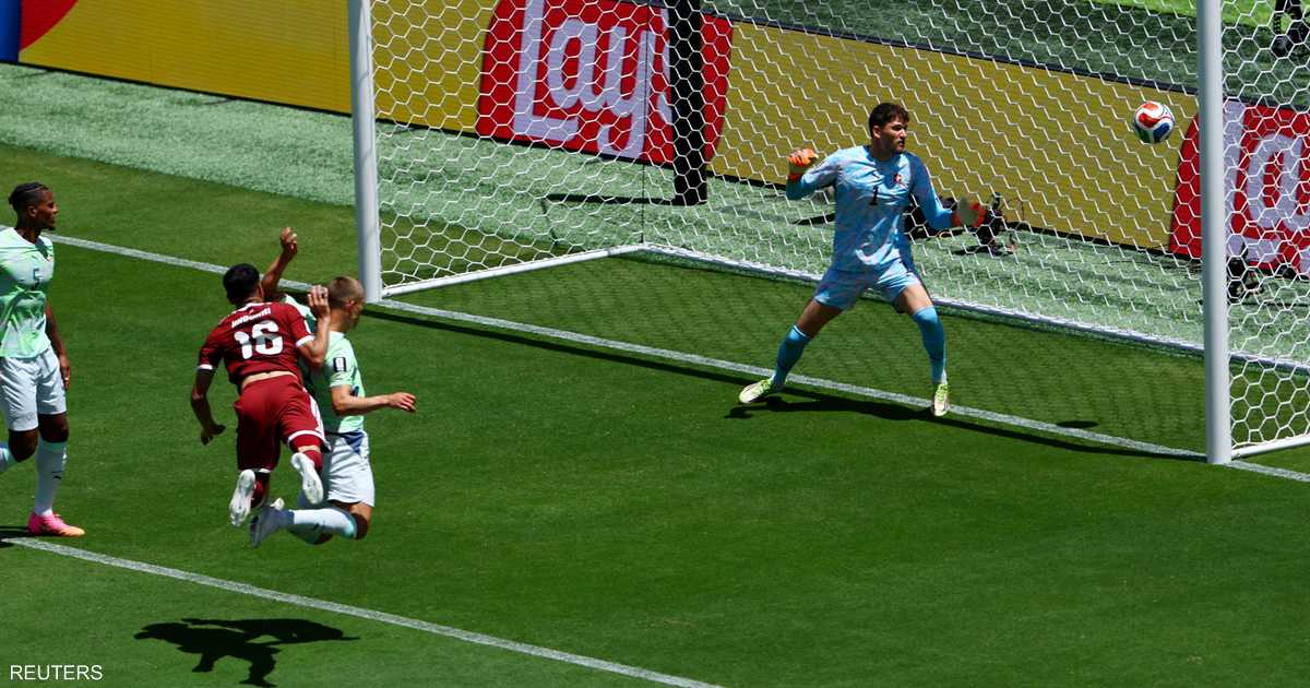 قطر تعادل في الوقت بدل الضائع مع سويسرا وتحصد نقطة أولى في كأس العالم