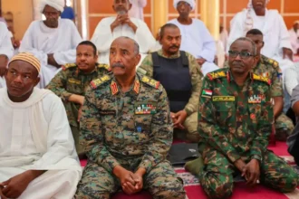 البرهان يؤكد استكمال تحرير السودان والقضاء على المتمردين والأعداء