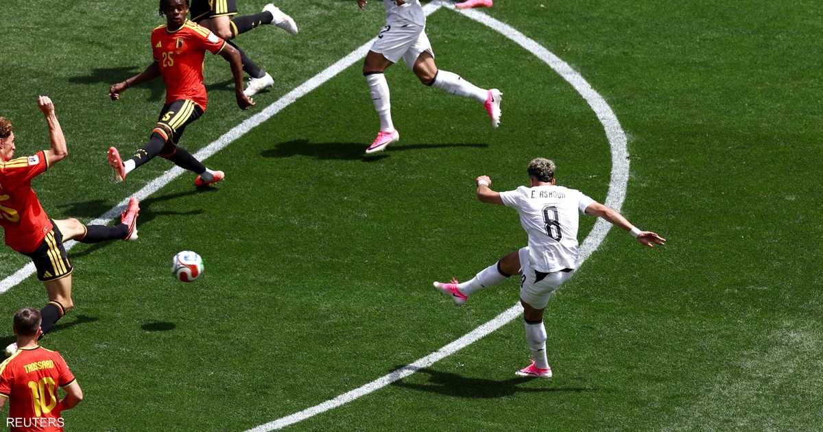 مصر تتصدر المجموعة بفوزها على بلجيكا في المونديال