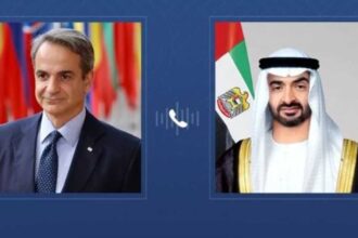 بحث تعزيز الشراكة الاستراتيجية بين الإمارات واليونان في مختلف المجالات.