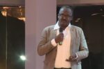 القيادي فارس النور يستقيل من مناصبه للبحث عن مسارات جديدة للسلام في السودان.