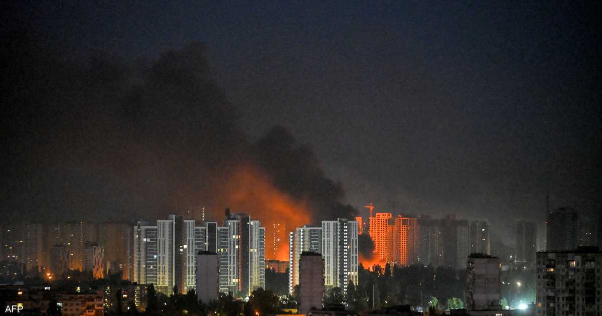 انفجارات قوية في كييف تدعو السلطات السكان إلى الاحتماء وسط استمرار الضربات الروسية