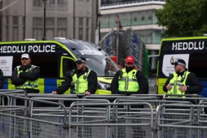 قبض على 13 شخصا لتهديد محتمل بمناسبة دينية في سوفولك