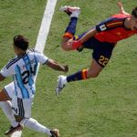فيرنانديز يصبح أول لاعب يتعرض للطرد في نهائي كأس العالم منذ 2010