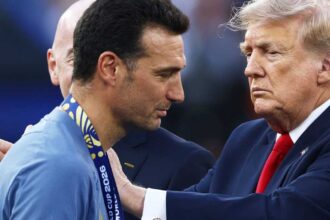 سكالوني ينهي مؤتمره بصدمة ودموع ويؤكد عزمه على الحديث مع رئيس الاتحاد بشأن مستقبله