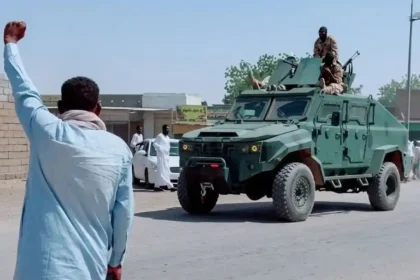 انتشار مقاتلين أجانب من جنوب السودان في نيالا لانضمامهم للدعم السريع.