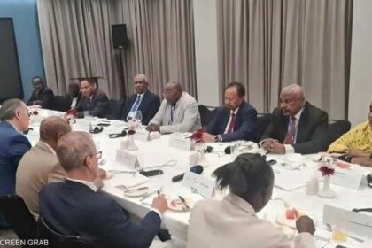 المشاركون يناقشون تطورات الأوضاع السودانية ويسعون لوقف الحرب وتسوية سياسية