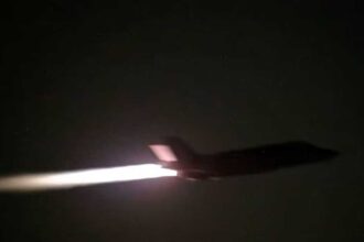 ضربات أميركية تستهدف إضعاف إيران في مضيق هرمز