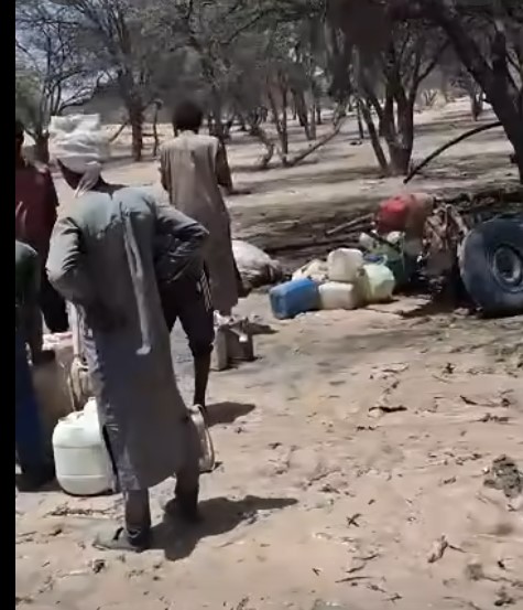 طائرة مسيّرة تابعة للمليشيا تضرب بئر مياه في شمال دارفور وتودي بحياة 21 مدنياً.