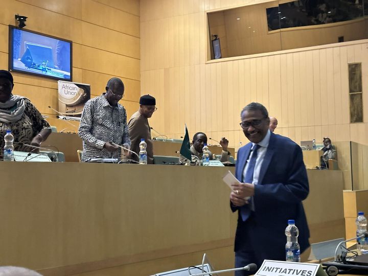 السفير السوداني السابق نور الدين ساتي يعود بورقة سياسية لحل الأزمة.