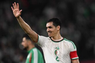 ماندي يعلن اعتزاله الدولي ويرتدي قميص ليفانتي الإسباني