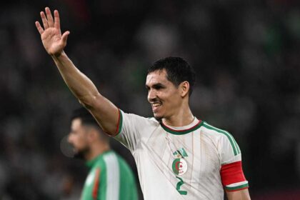 ماندي يعلن اعتزاله الدولي ويرتدي قميص ليفانتي الإسباني