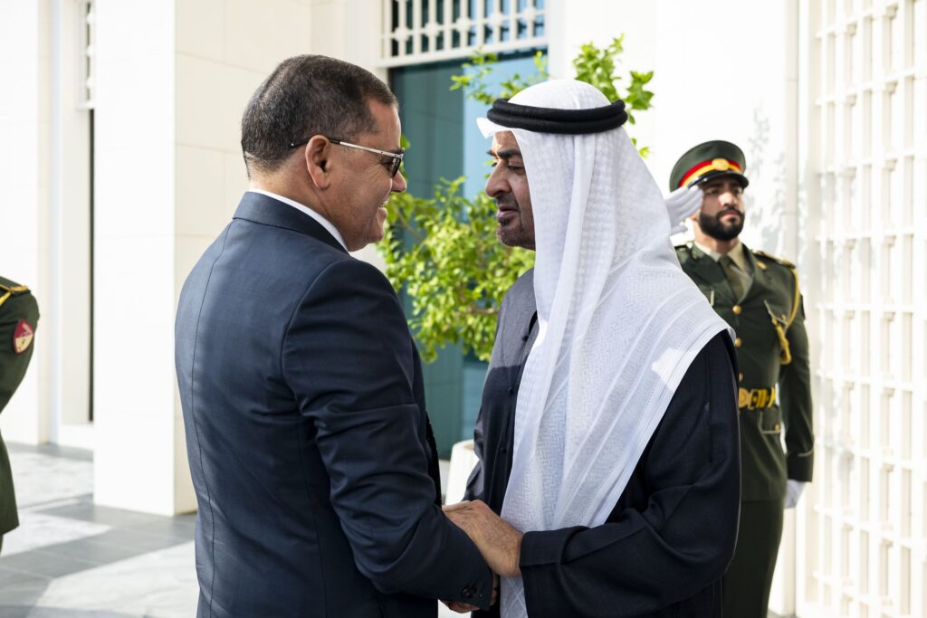 الدبيبة يصل إلى أبوظبي في زيارة مؤشرية للمستقبل.