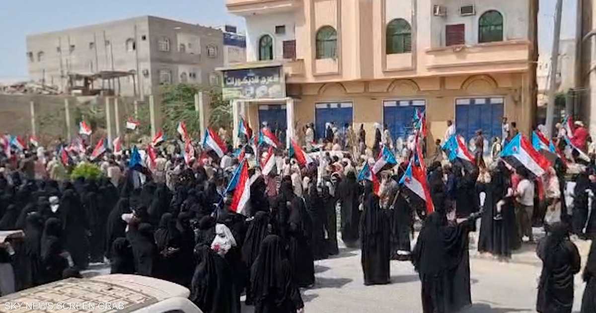 الجماهير ترفض مساعي تفكيك النسيج المجتمعي الجنوبي وتؤكد دعمها للمجلس الانتقالي.