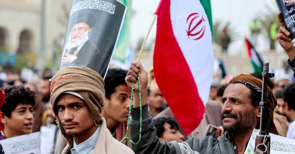 الحرس الثوري الإيراني يرسل عناصر وعتاداً عسكرياً إلى اليمن عبر طائرة ماهان إير.