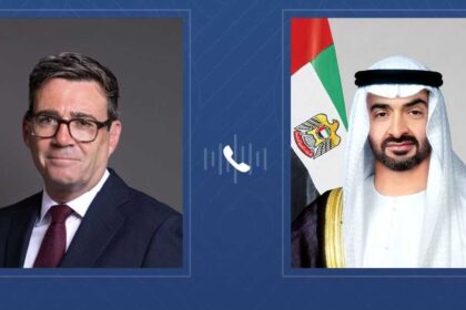 الشيخ محمد بن زايد يهنئ بيرنهام بمناسبة توليه رئاسة الوزراء البريطانية ويبحث تعزيز التعاون بين البلدين
