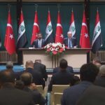 العراقي يرفض التوقيع أمام أردوغان في مراسم أنقرة ويحرج الوفد العراقي