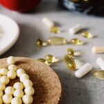 نقص فيتامين د وارتباطه بأعراض وعيوب صحية متعددة.