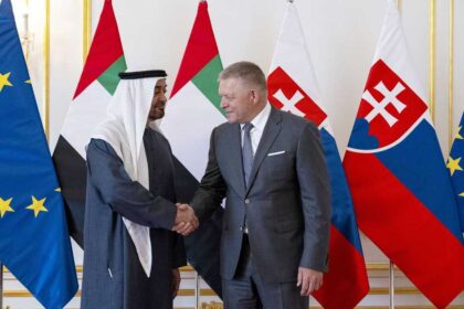 الإمارات وسلوفاكيا تؤكدان حرصهما على تعزيز العلاقات الثنائية والشراكات الاقتصادية المشتركة