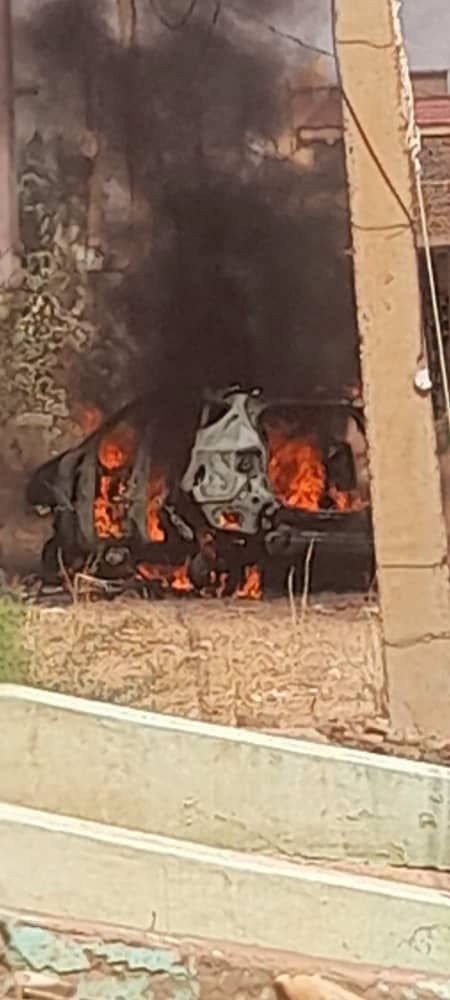 انفجار عربة سيارة أمام منزل رئيس تحرير صحيفة حوار الاقتصادية في الخرطوم.