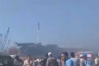 ميناء دمياط يعود لعمله الطبيعي بعد الحريق ويستأنف استقبال السفن وتداول البضائع