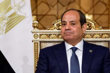 السيسي: الجهات المعنية تباشر التحقيقات بشأن حادث ميناء دمياط وخطورة التصعيد بالمنطقة