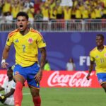 كولومبيا تغلب غانا بهدف نظيف وتأهلت إلى ثمن النهائي بعد تغلب سويسرا على الجزائر.