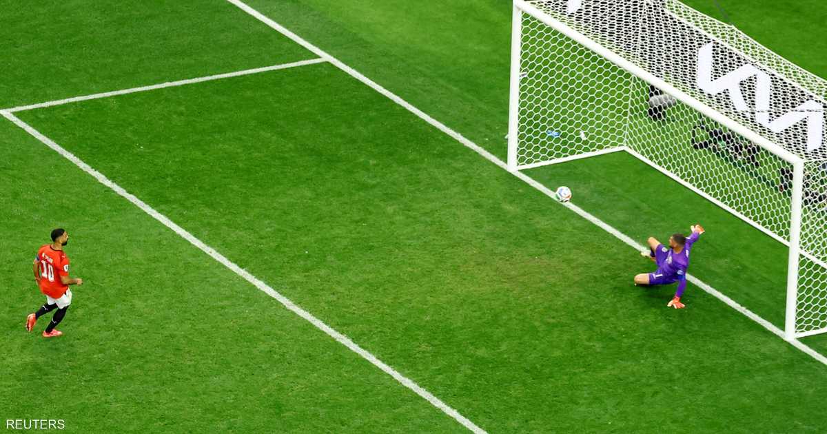 صلاح يكرر بانينكا ويضمن فوز مصر بركلة ترجيح في كأس العالم 2026